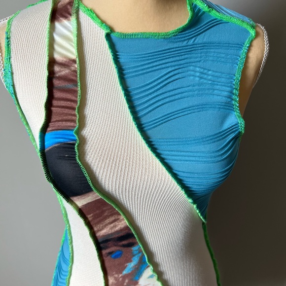 Funky SHEIN sleeveless multi-print dress NWOT - Picture 4 of 7